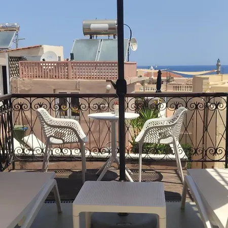 Fivos 招待所 干尼亞