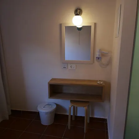Pensión Fivos 4*