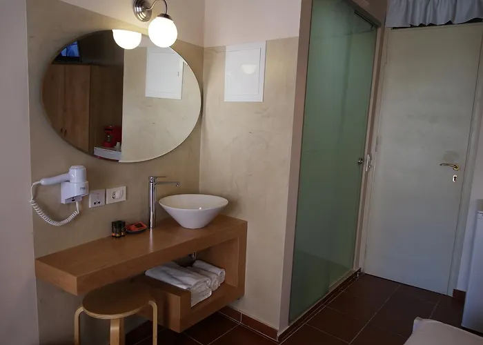 Fivos 招待所 干尼亞