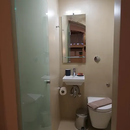 Fivos Casa de hóspedes 4*