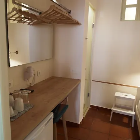 Fivos Casa de hóspedes 4*