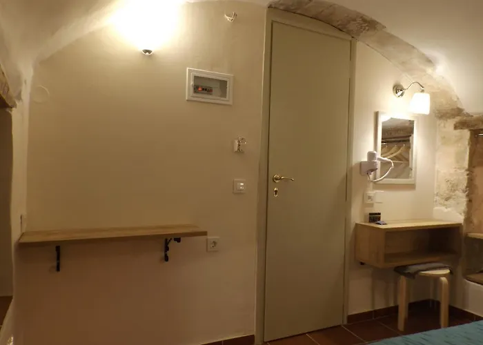 Fivos Chania (Crete)